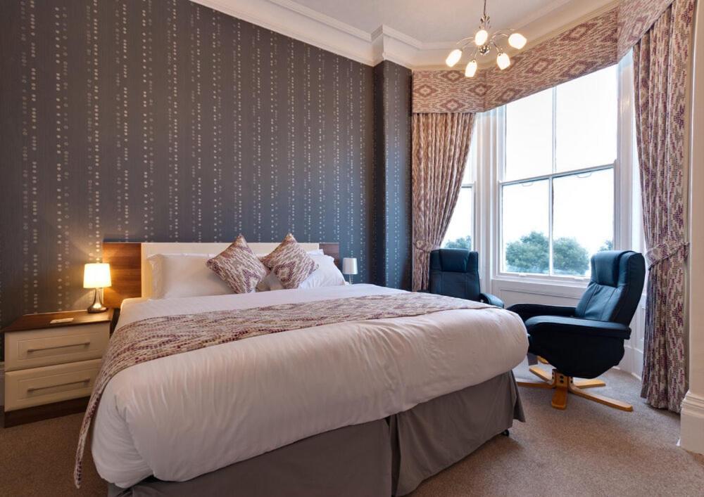 Lauriston & Lawton Court Hotel لاندودنو المظهر الخارجي الصورة