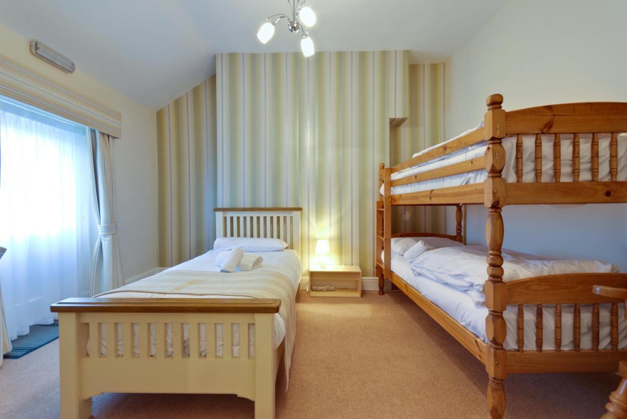 Lauriston & Lawton Court Hotel لاندودنو المظهر الخارجي الصورة