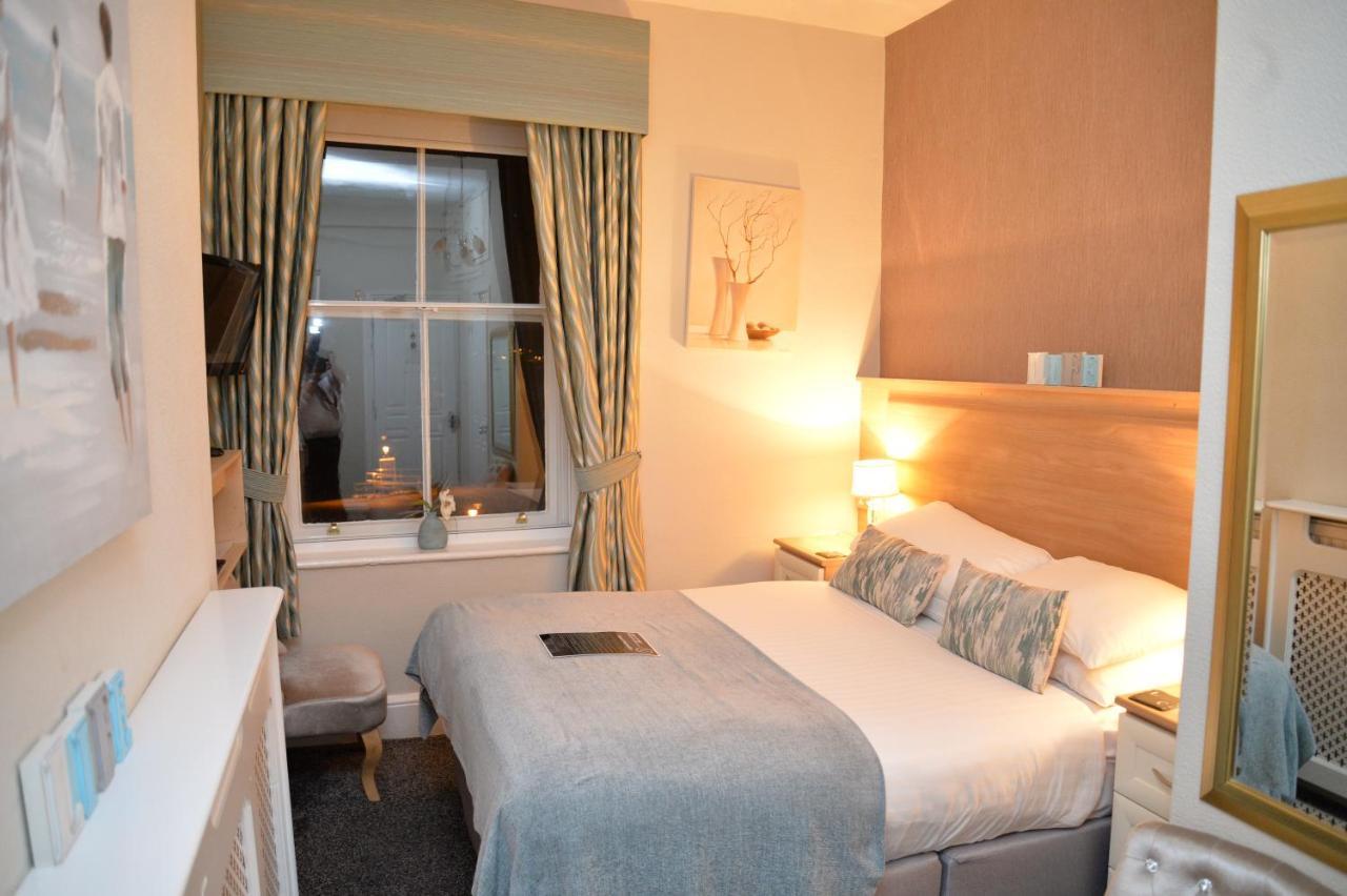 Lauriston & Lawton Court Hotel لاندودنو المظهر الخارجي الصورة