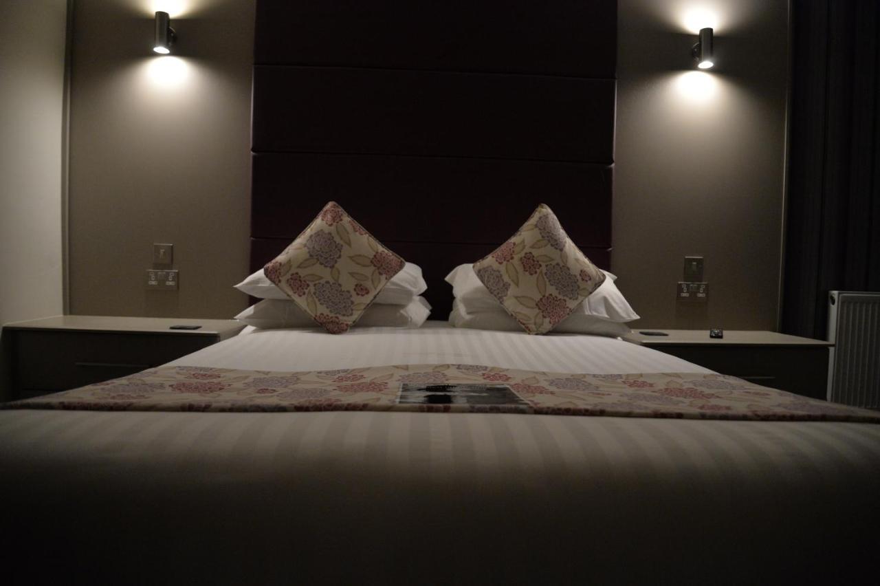 Lauriston & Lawton Court Hotel لاندودنو المظهر الخارجي الصورة
